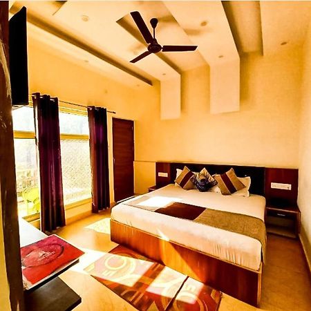 Sunny Pines Resort Lansdowne Extérieur photo